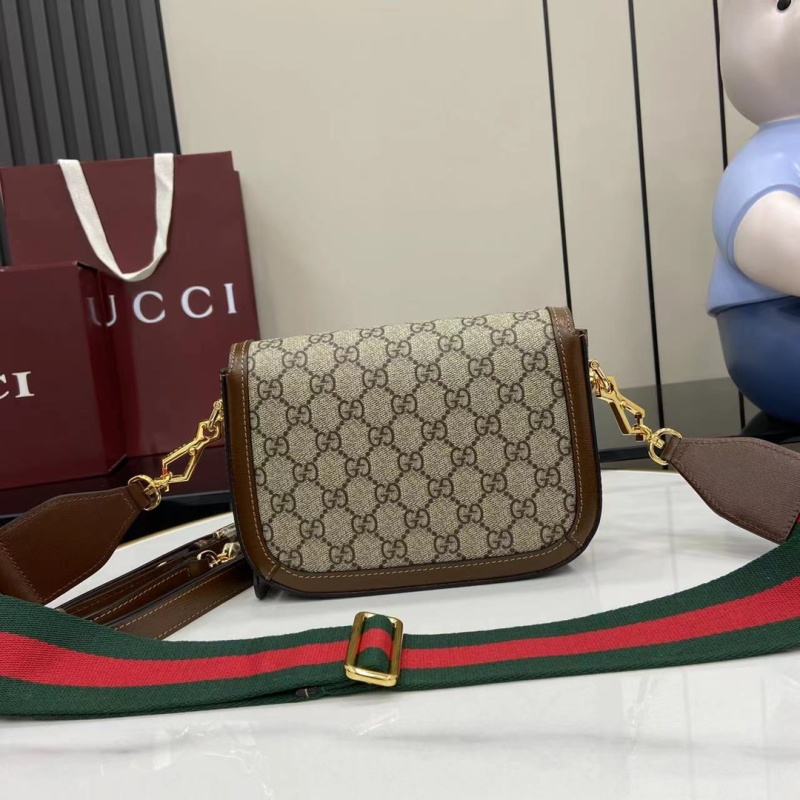 Сумка Gucci с монограммой и ремешком