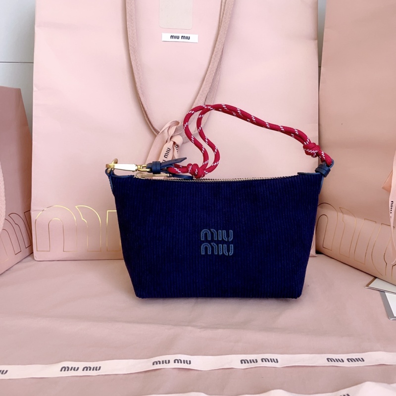 Сумка Miu Miu из льняного фланели