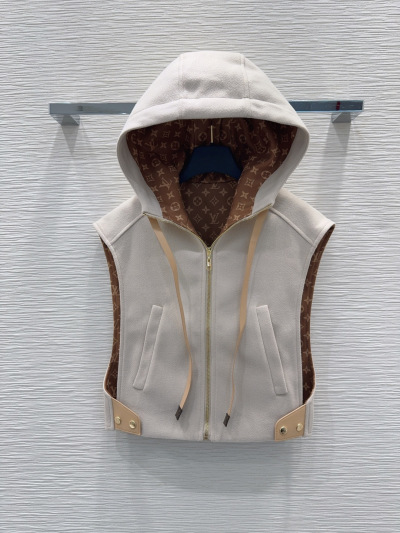 Жилет Louis Vuitton