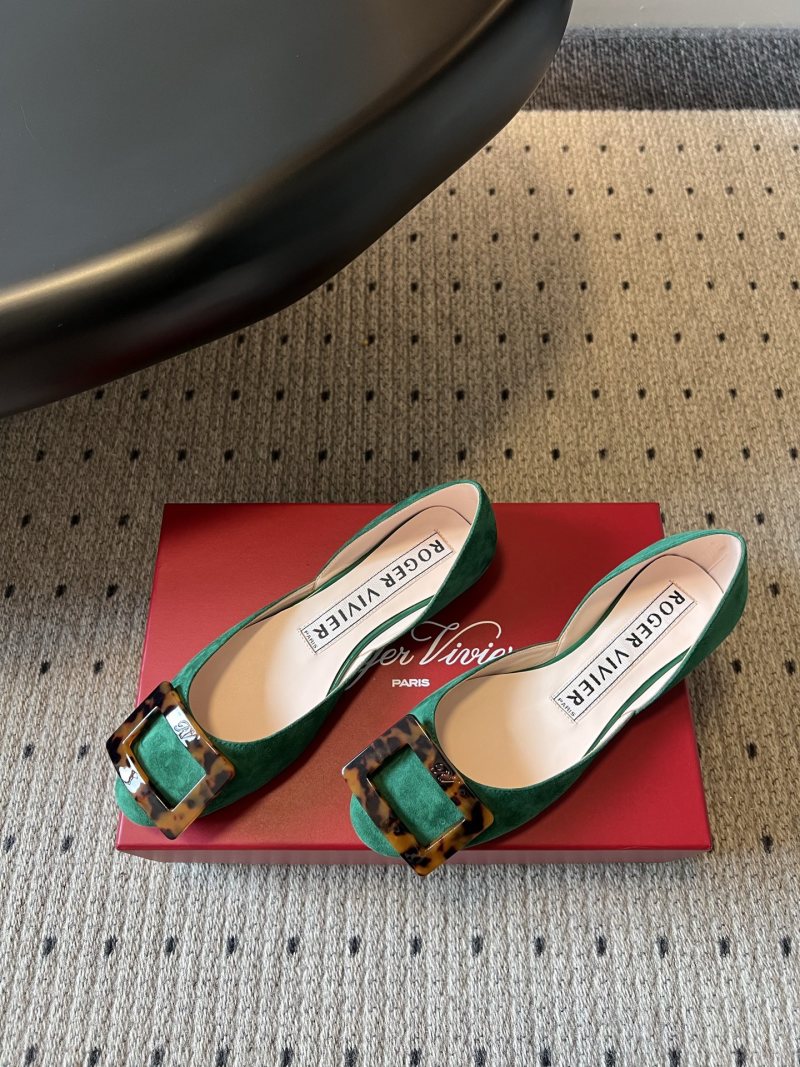 Балетки Roger Vivier с декоративной пряжкой