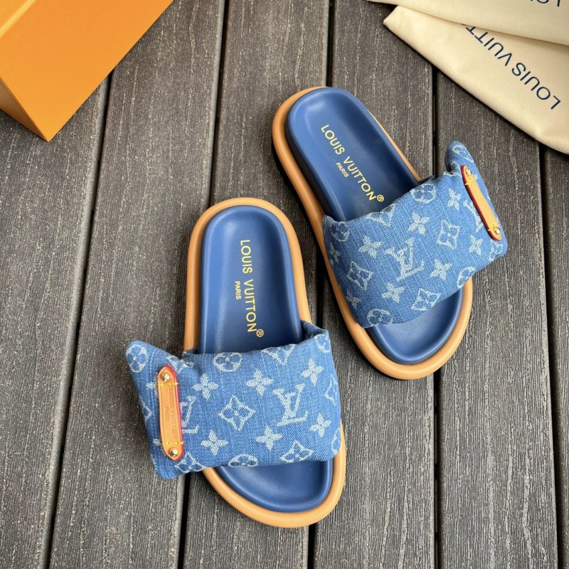 Слипоны женские из денима с узором Louis Vuitton