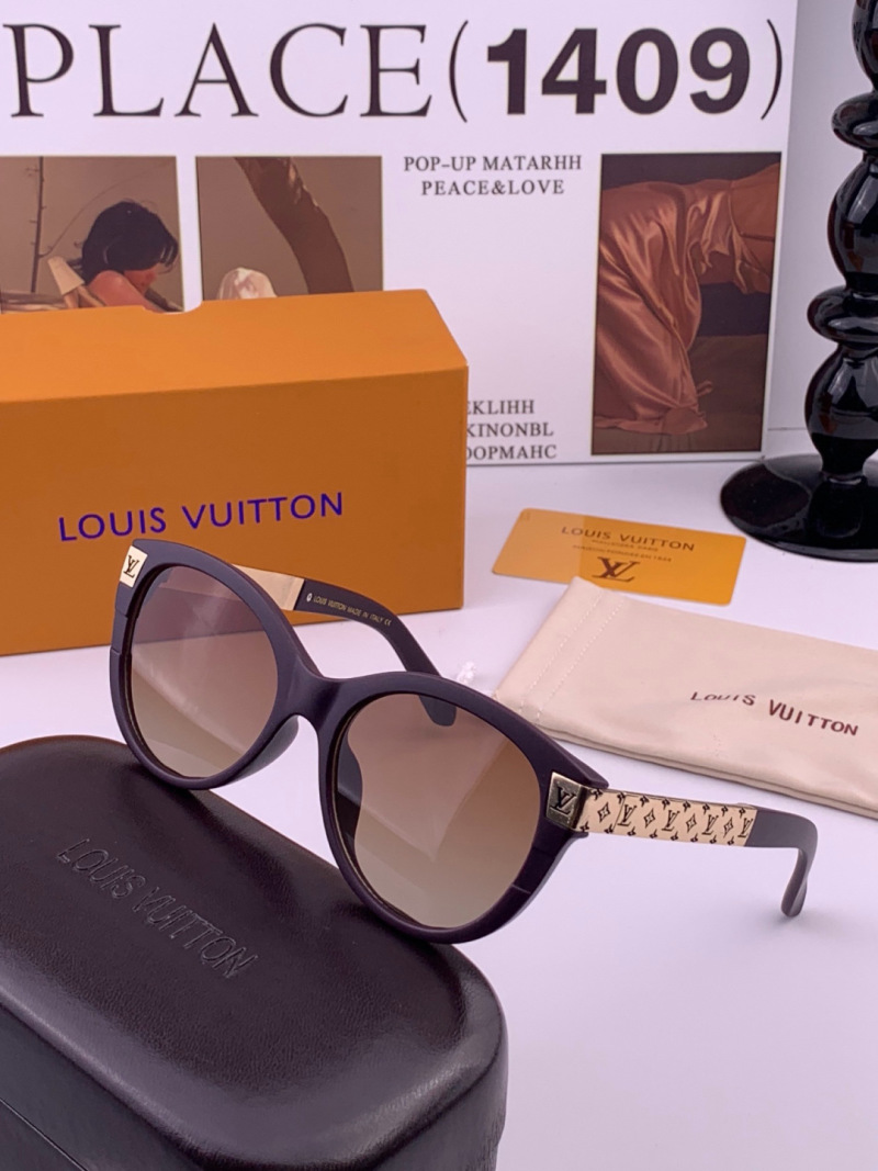 Очки солнцезащитные женские крупные темные Louis Vuitton