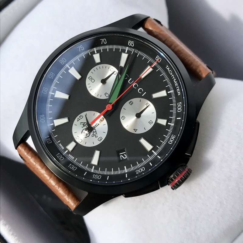 Часы Gucci