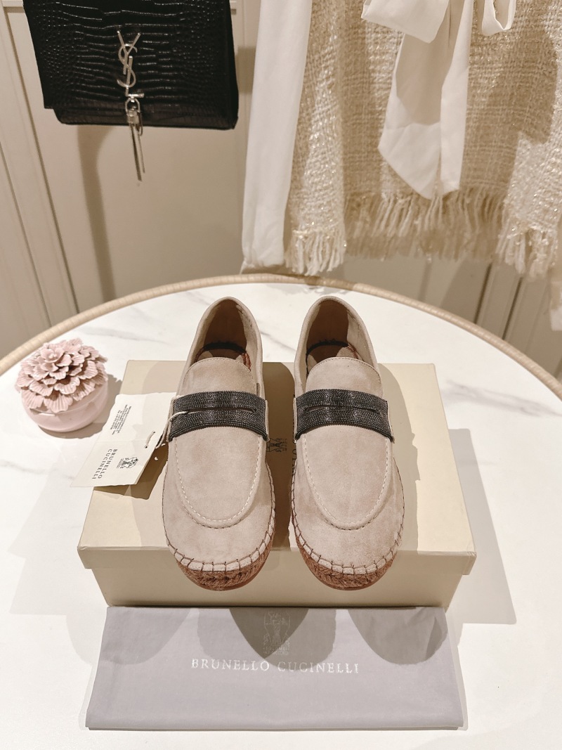 Слипоны Brunello Cucinelli из замши с декоративной вставкой