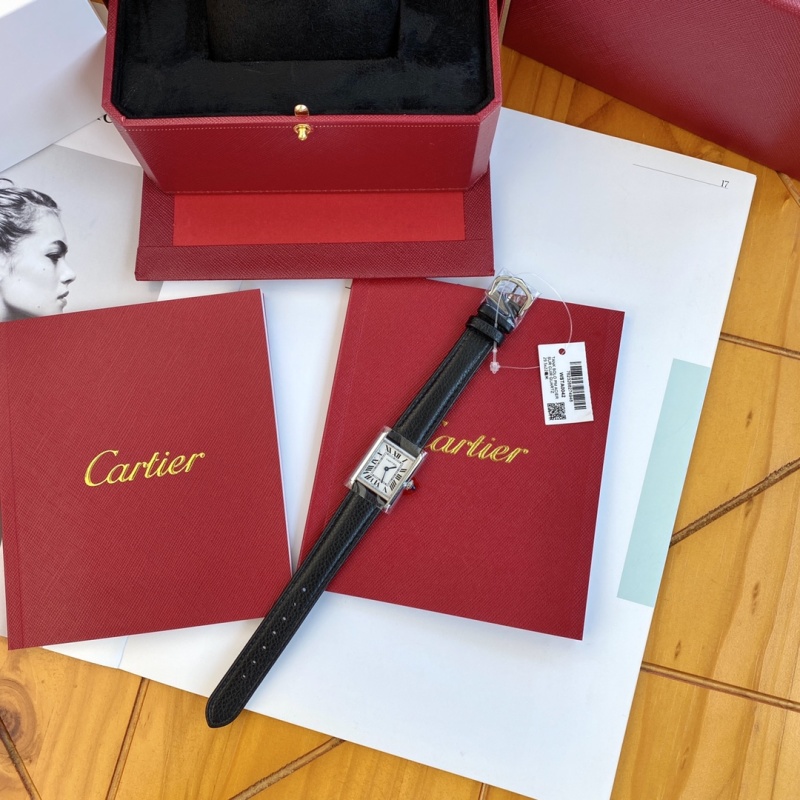 Часы Cartier Tank Must