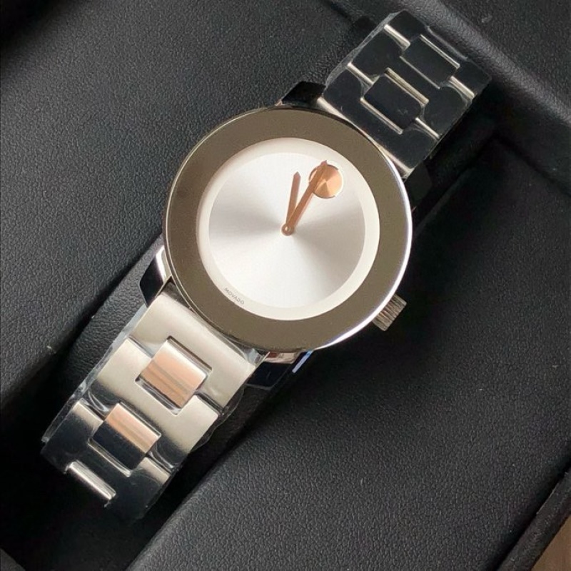Часы Movado