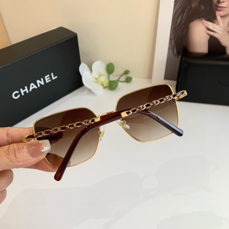 Чanel Солнцезащитные очки квадратные, золотые Chanel