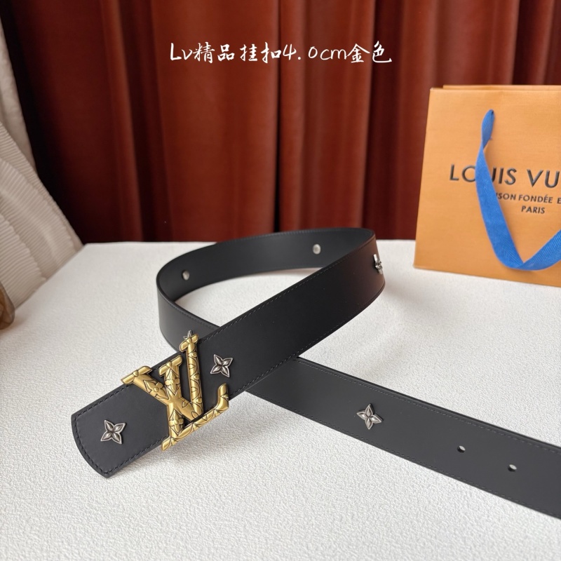 Двусторонний пояс с пряжкой и декоративными заклепками Louis Vuitton