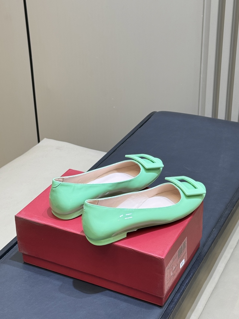 Женские туфли с пряжкой Roger Vivier