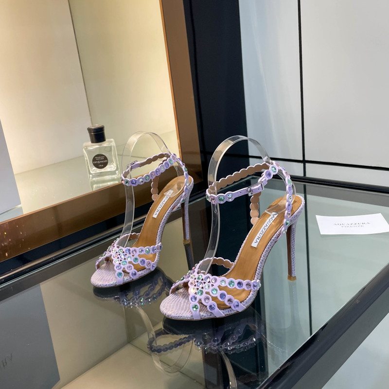 Женские туфли Aquazzura с декором из страз