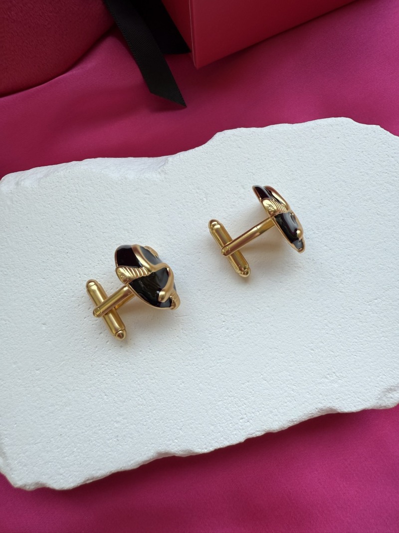 Серьги Schiaparelli