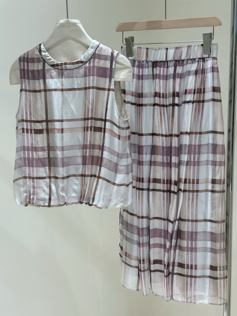 Женский шелковый костюм в клетку Без бренда