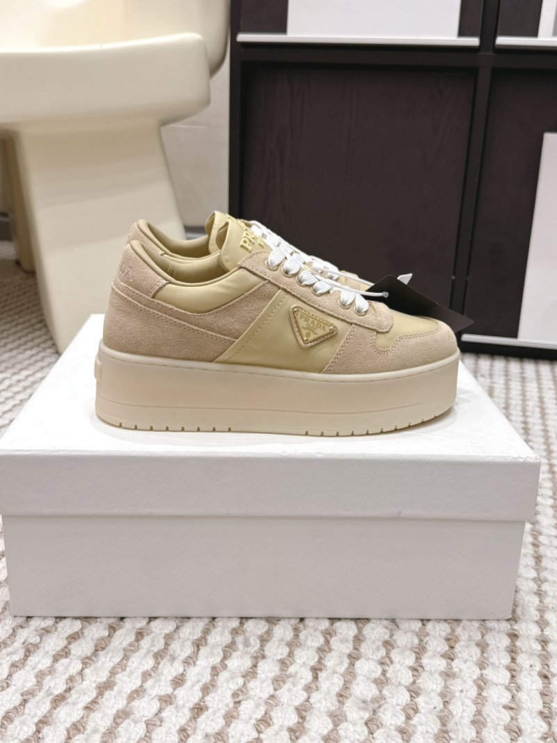 Кроссовки Prada Milano на высокой платформе