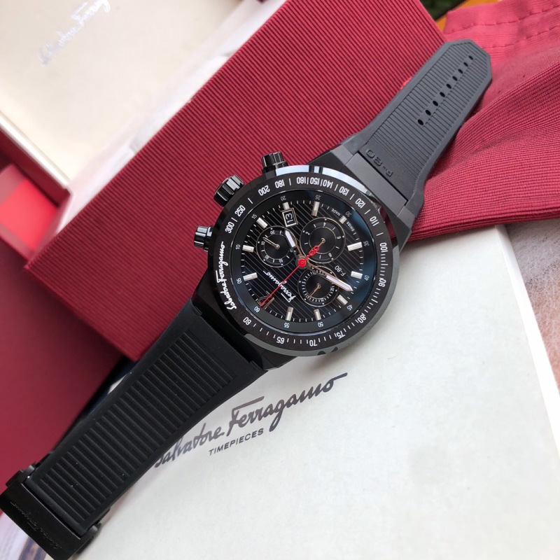 Часы Ferragamo