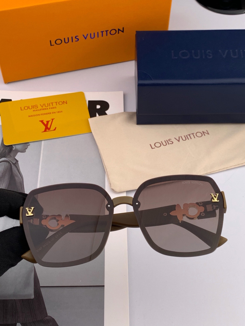Солнцезащитные очки Louis Vuitton квадратные поляризованные