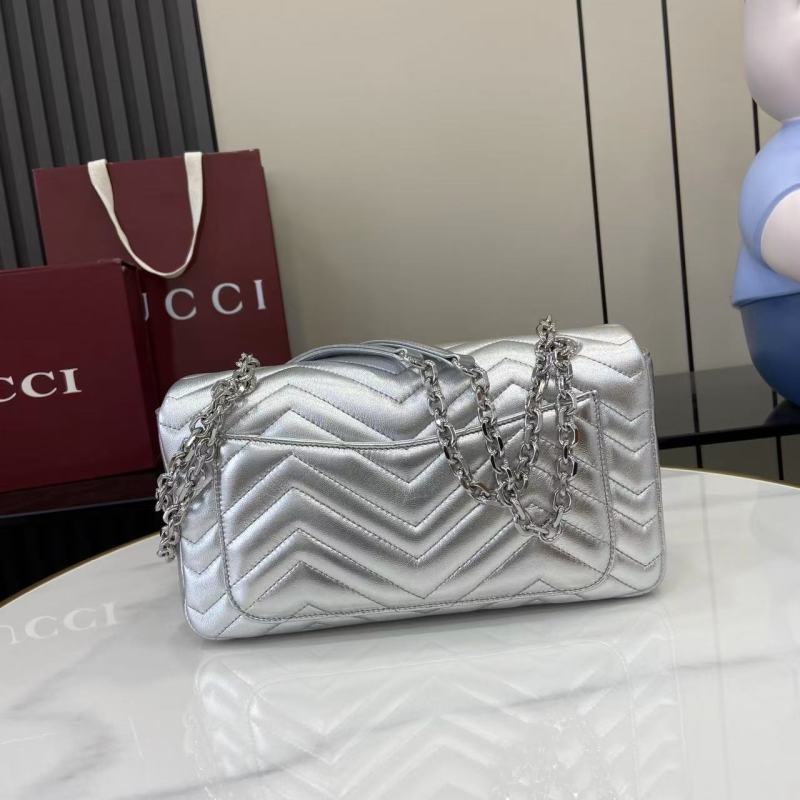 Сумка Gucci серебристая с цепочкой