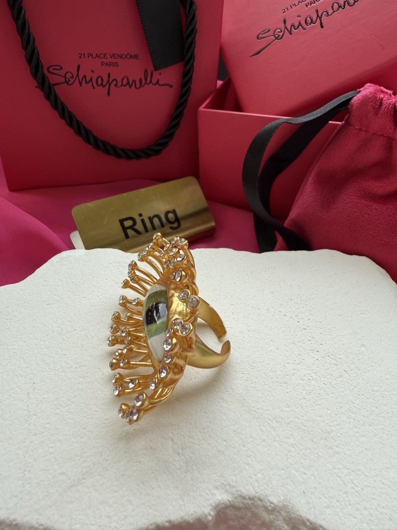 Брошь в виде глаза с кристаллами Schiaparelli
