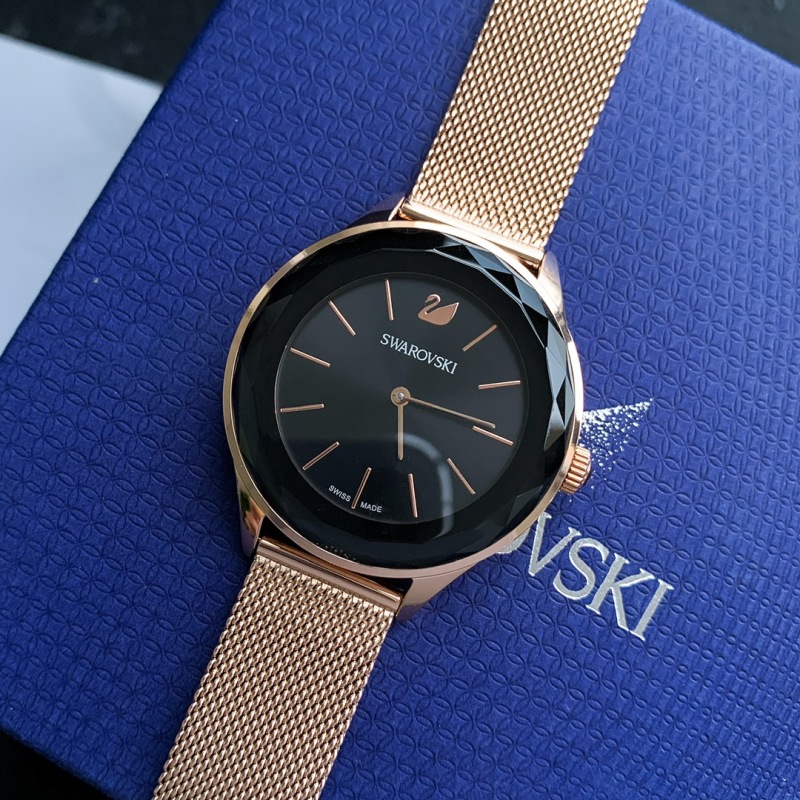Часы Swarovski