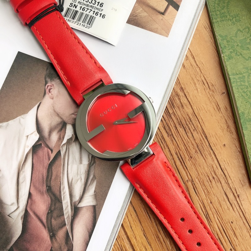 Часы Gucci