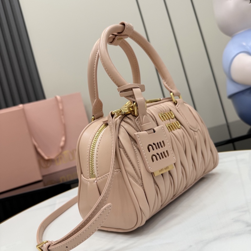Сумка Miu Miu складчатая кожа