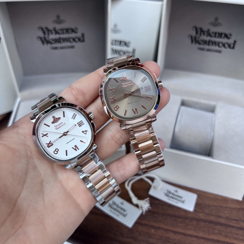 Часы Vivienne Westwood