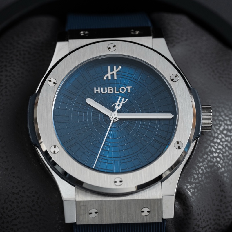 Часы Hublot