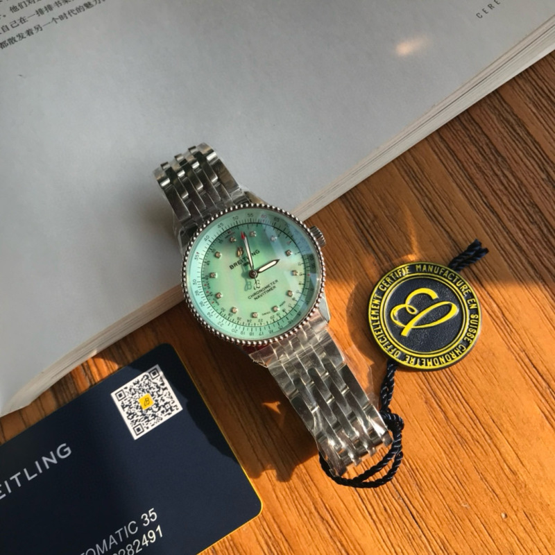 Часы Breitling