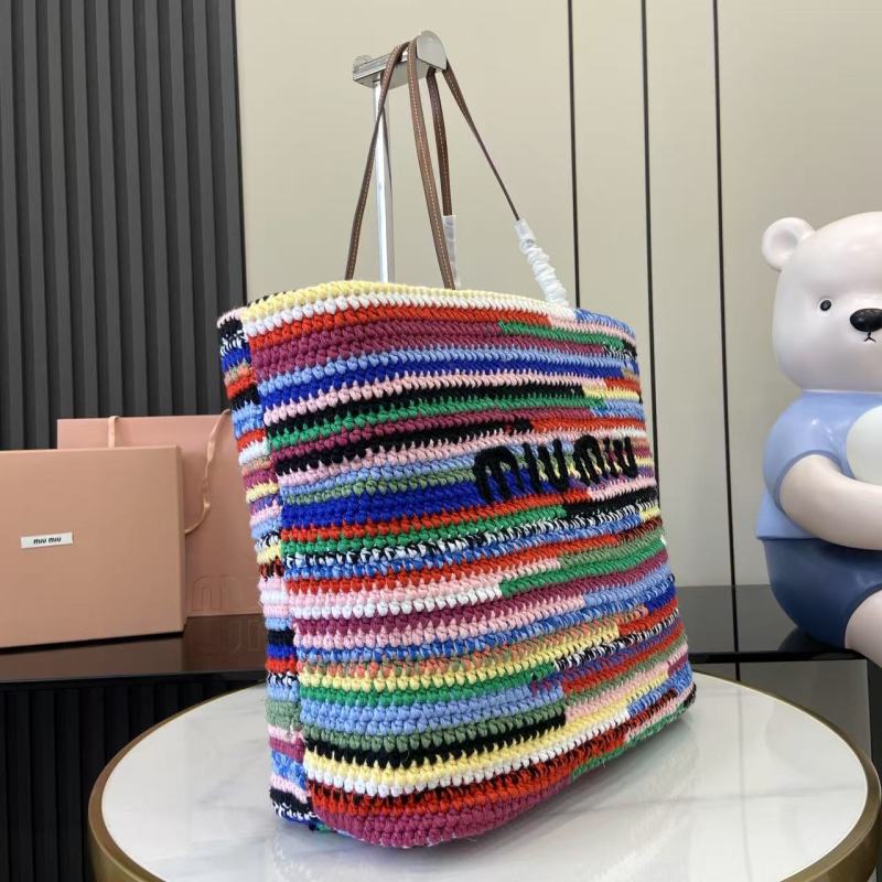 Сумка-тоут Miu Miu вязаная разноцветная