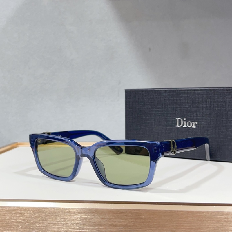 Солнцезащитные очки Dior Oblique