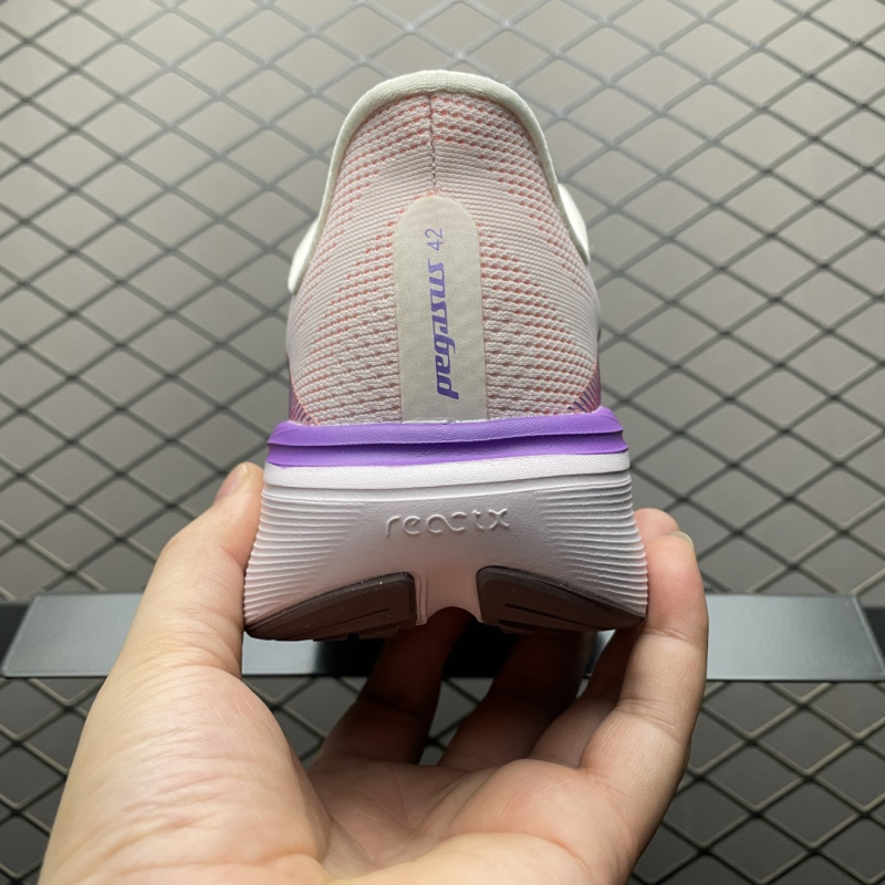 Кроссовки Nike Air Zoom Pegasus 42 для мужчин