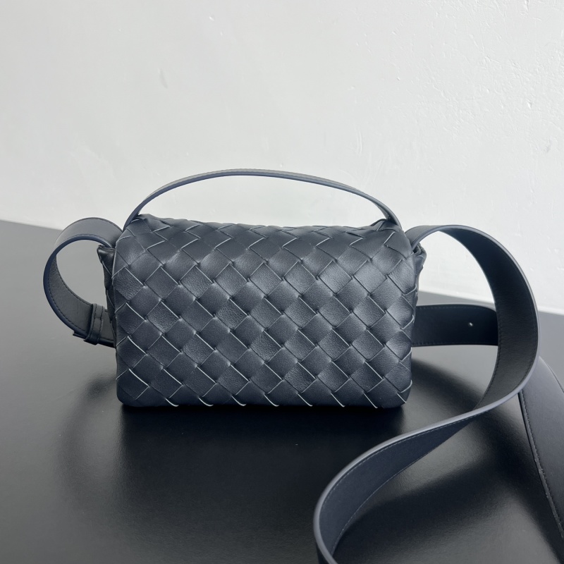 Сумка-кроссбоди Bottega Veneta