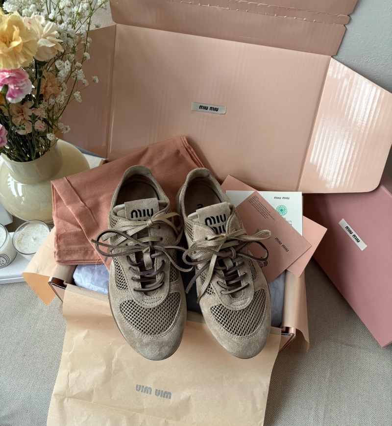 Женские кроссовки с сетчатым верхом Miu Miu