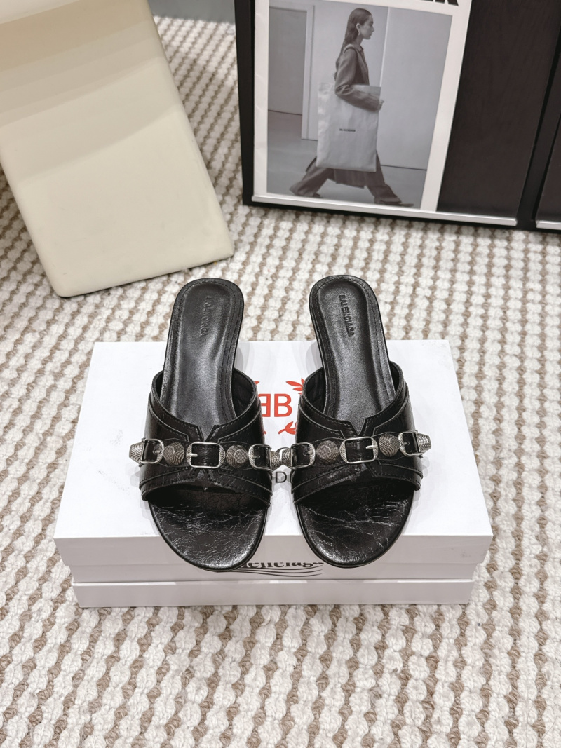Женские сабо Balenciaga с металлическими заклепками