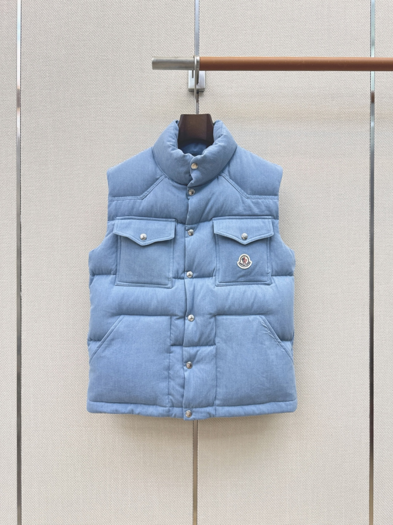 Жилет Moncler