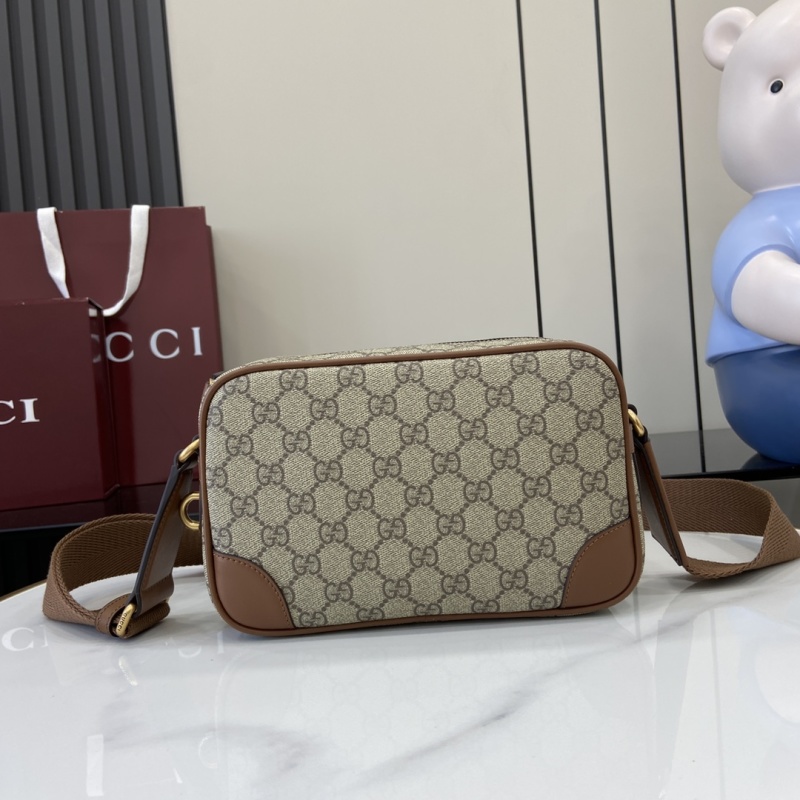 Плечевая сумка Gucci с монограммой