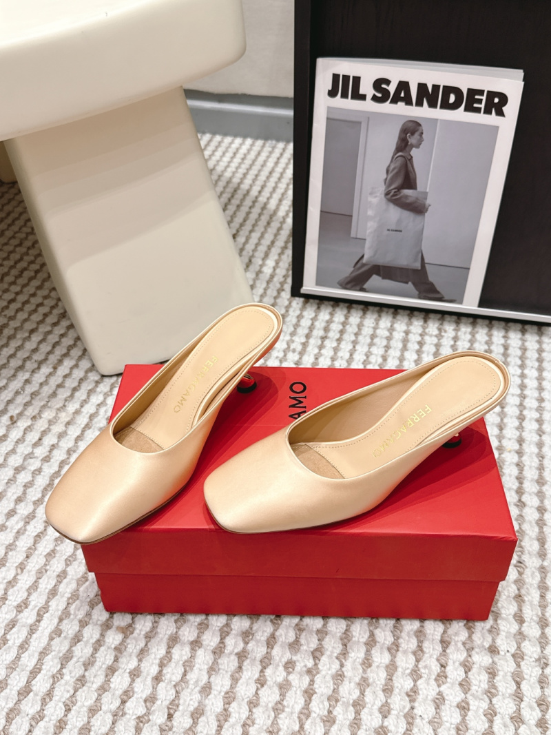 Женские мюли с низким каблуком Ferragamo