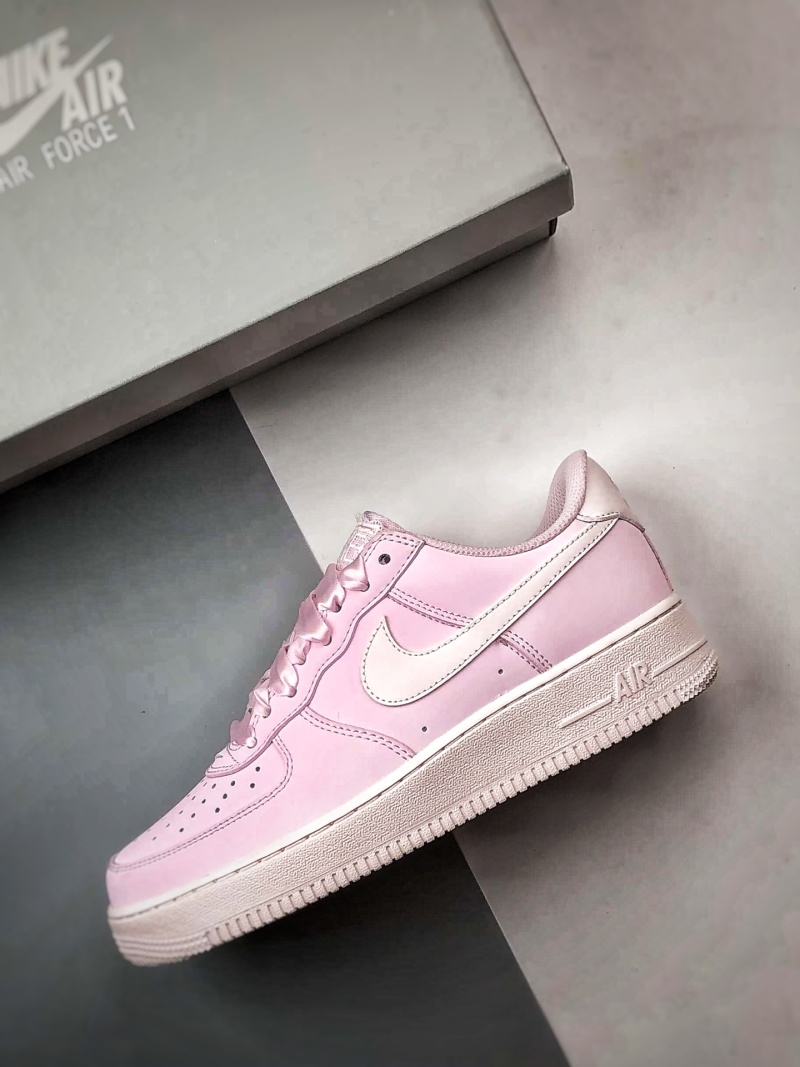 Nike Air Force 1 '07 Low Розовый