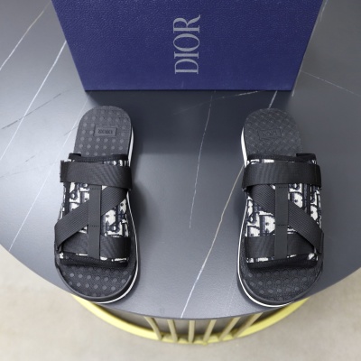 Сандалии Dior Aqua с принтом
