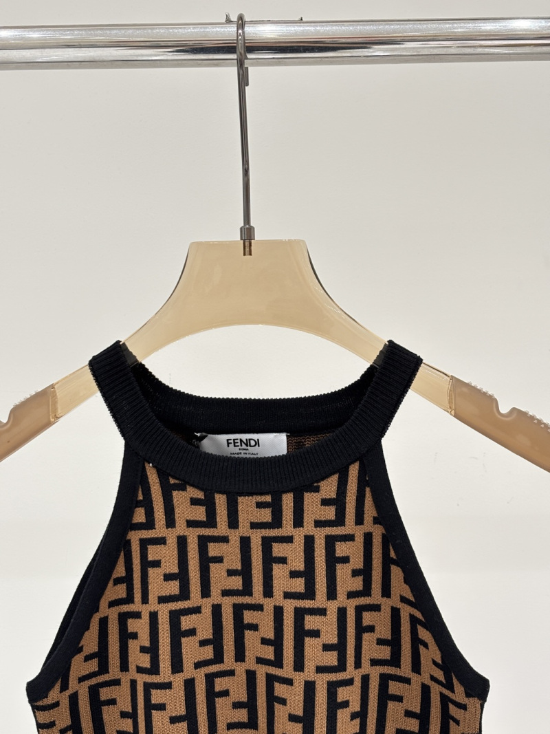 Жилет женский вязаный с монограммой Fendi