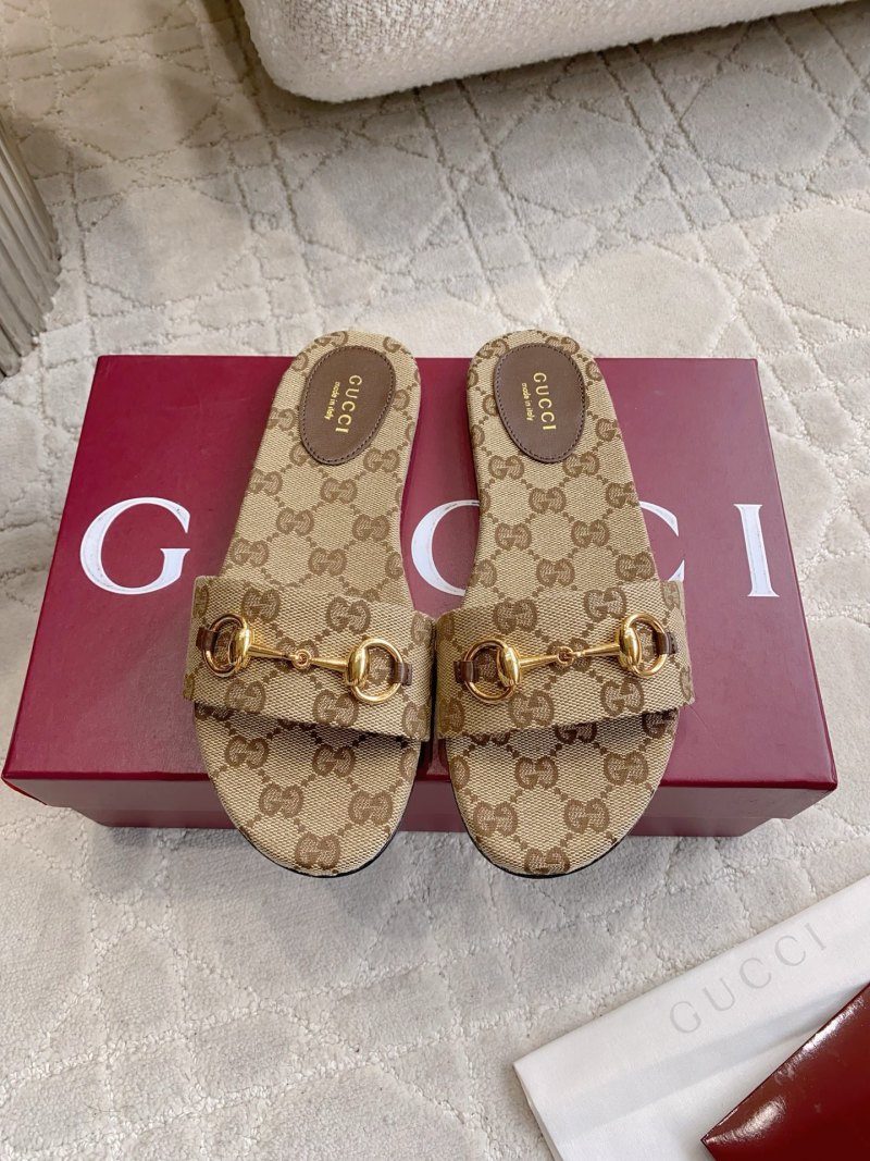 Шлёпанцы Gucci