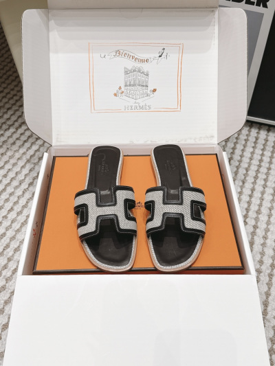 Шлёпанцы Hermès