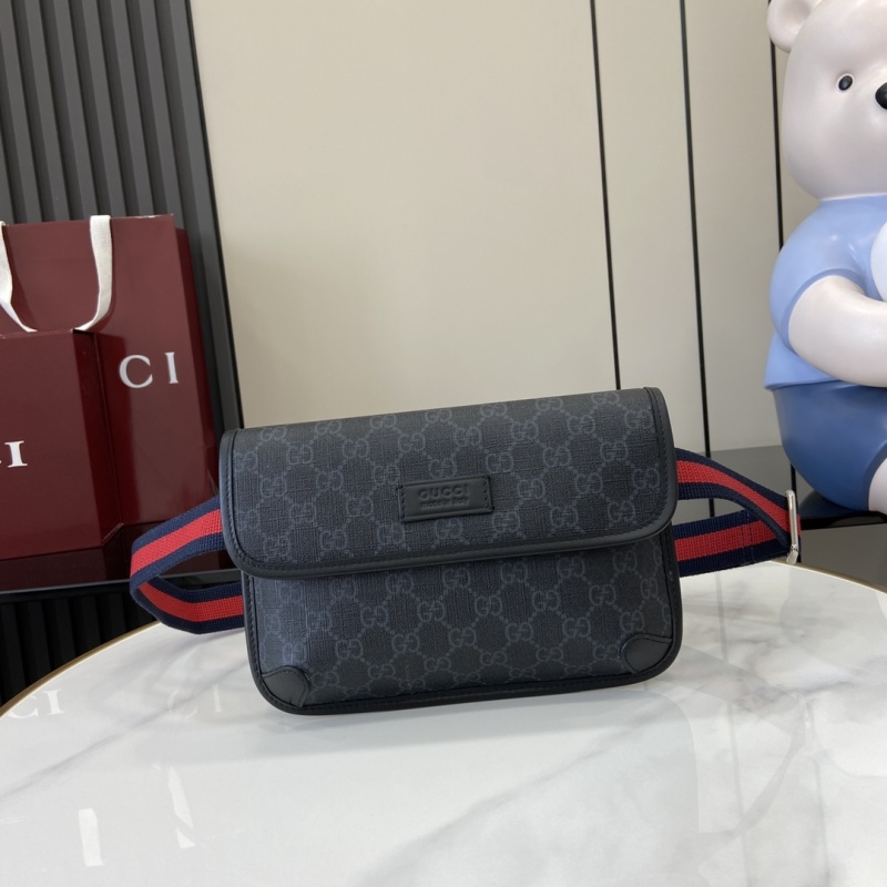 Поясная сумка Gucci с монограммой