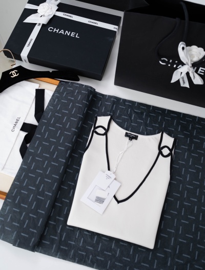 Женский топ CHANEL