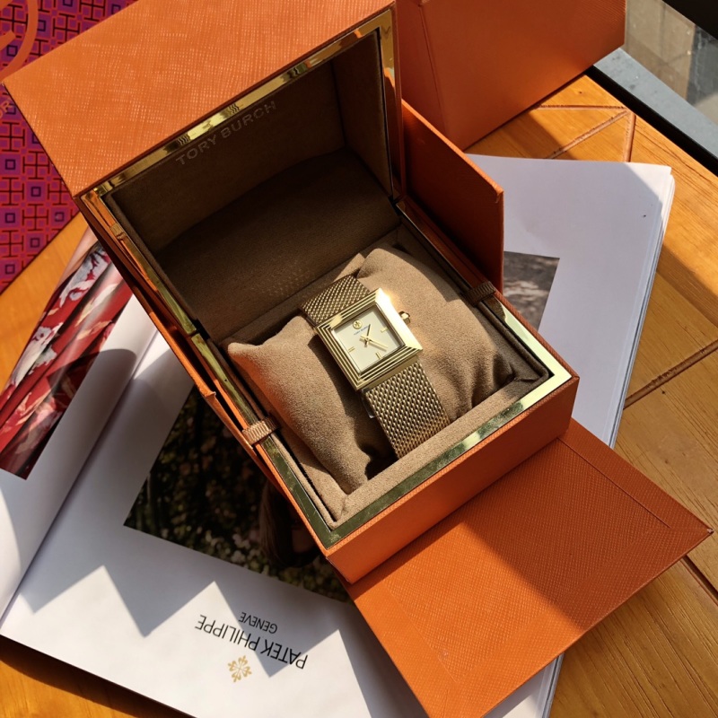 Часы Tory Burch