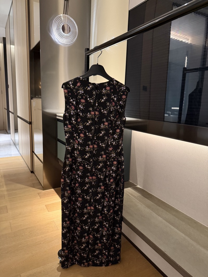 Вечернее платье с цветочным принтом Dolce & Gabbana