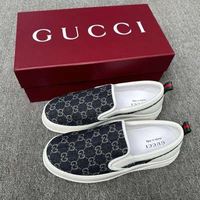 Мужские мокасины Gucci с фирменным принтом