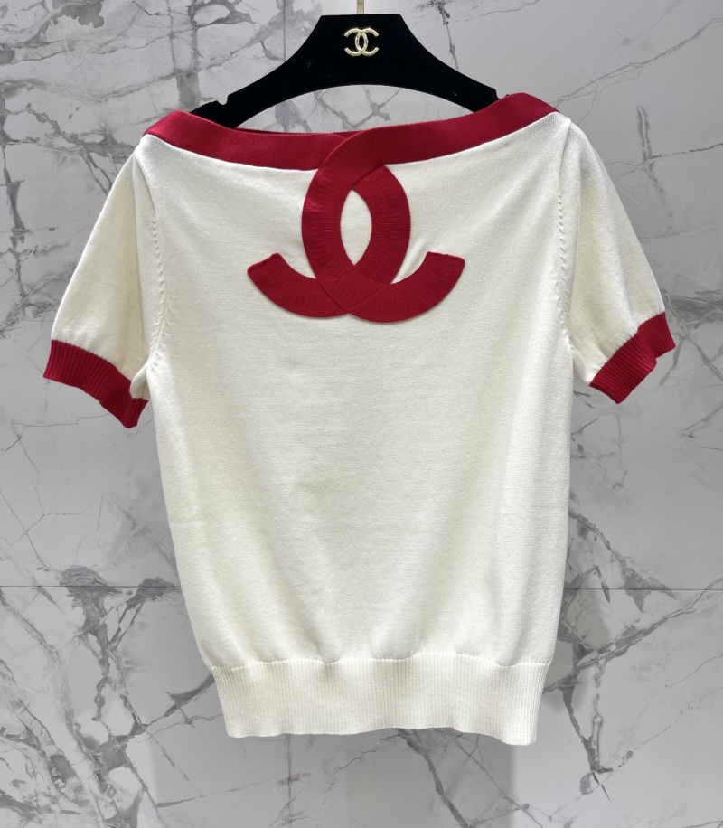 Женский свитшот с декоративным элементом на спине Chanel