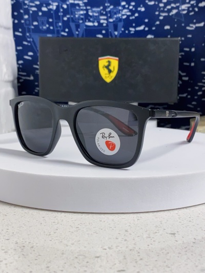 Солнечные очки Ray-Ban Ferrari RB4433M