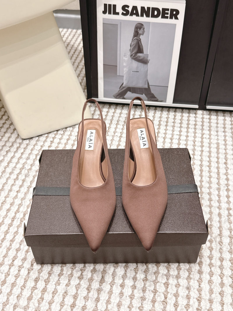 Женские мюли Alaia с заостренным носком и высоким каблуком, бежевого цвета Alaïa