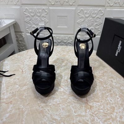 Черные босоножки на высокой платформе Saint Laurent